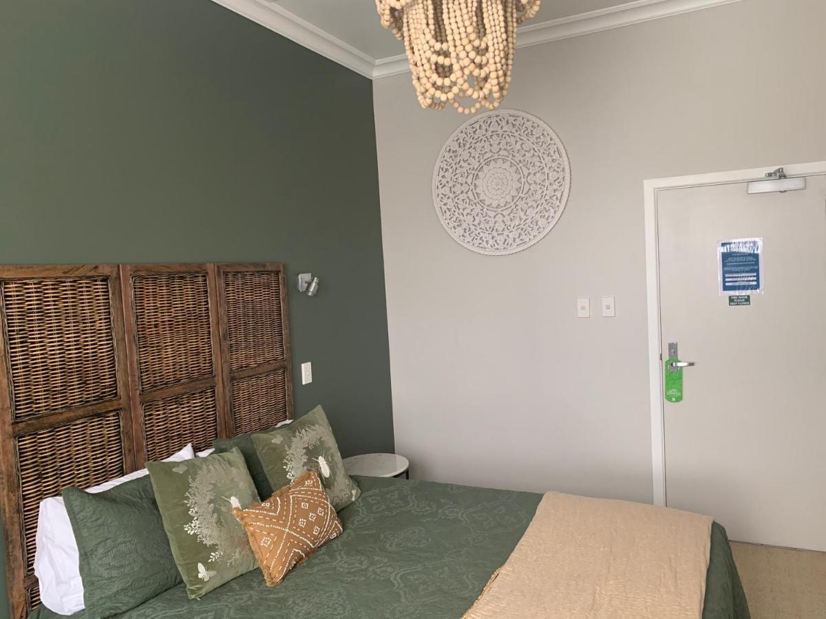 Whare Ma Hotel Invercargill Extérieur photo