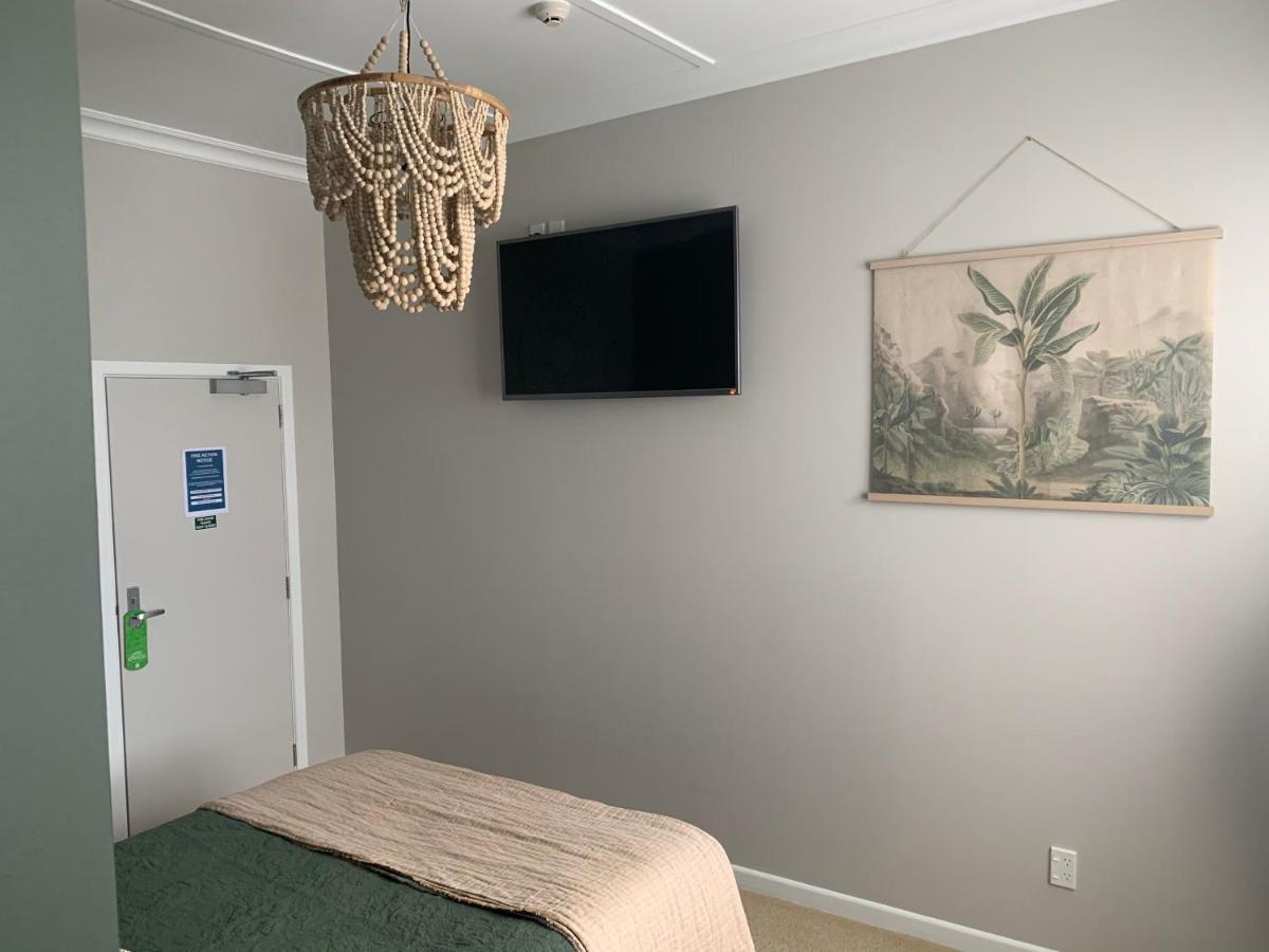 Whare Ma Hotel Invercargill Extérieur photo